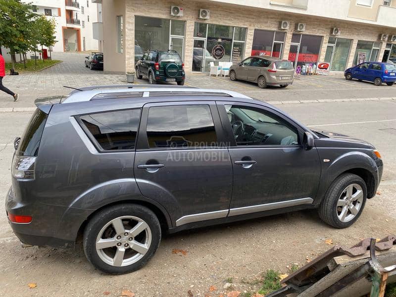 Mitsubishi Outlander 2.0 DI-D Mitsubishi Outlander 2.0 DI-D