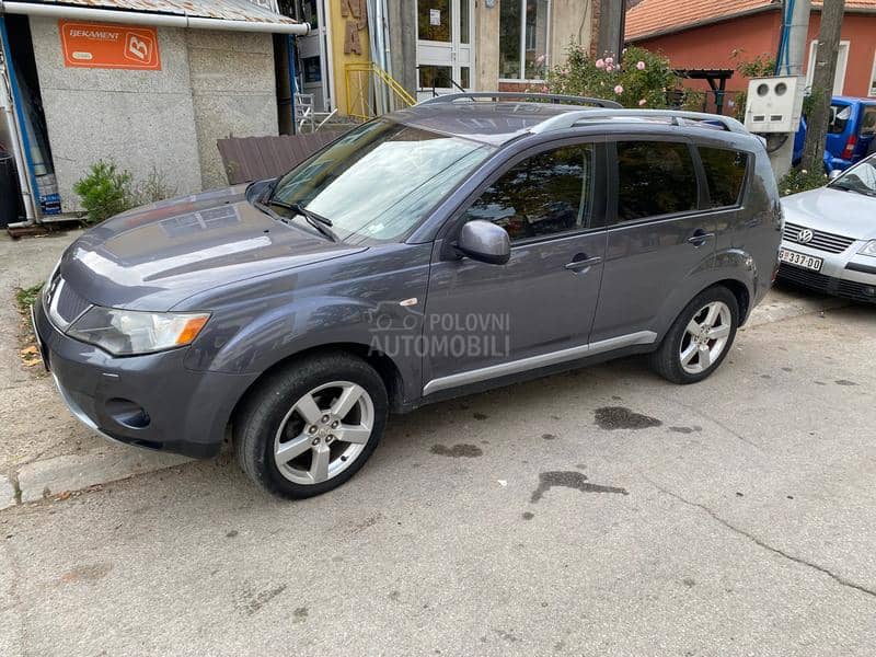 Mitsubishi Outlander 2.0 DI-D Mitsubishi Outlander 2.0 DI-D
