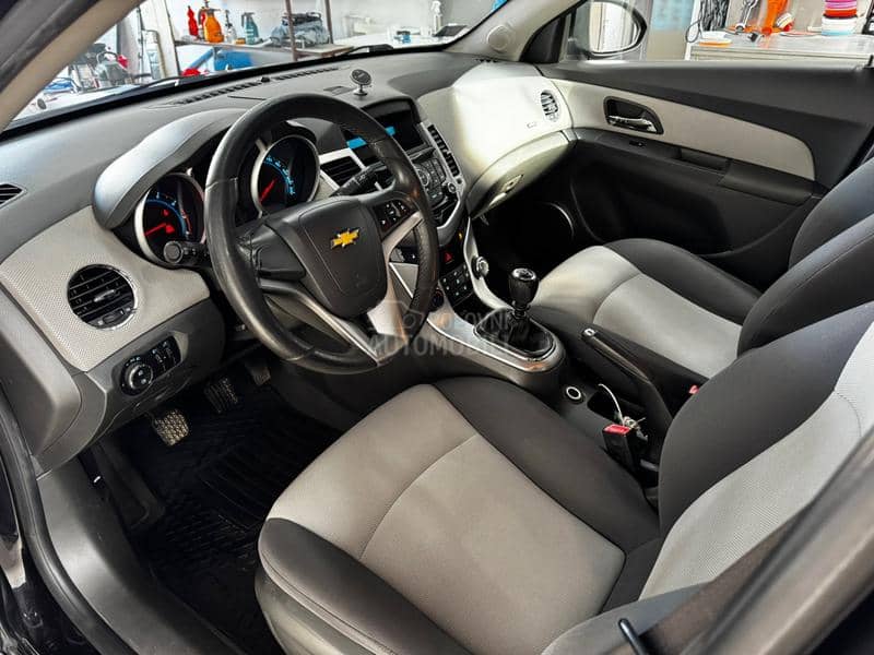 Chevrolet Cruze 1.6 O D L I C A N