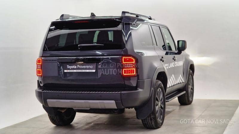 Toyota Land Cruiser PREMIUM