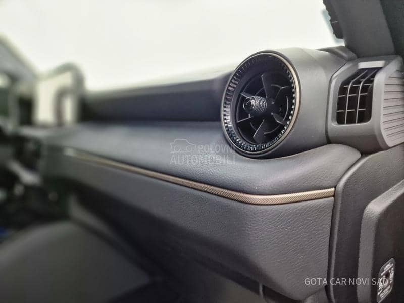 Toyota Land Cruiser PREMIUM