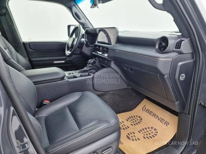 Toyota Land Cruiser PREMIUM