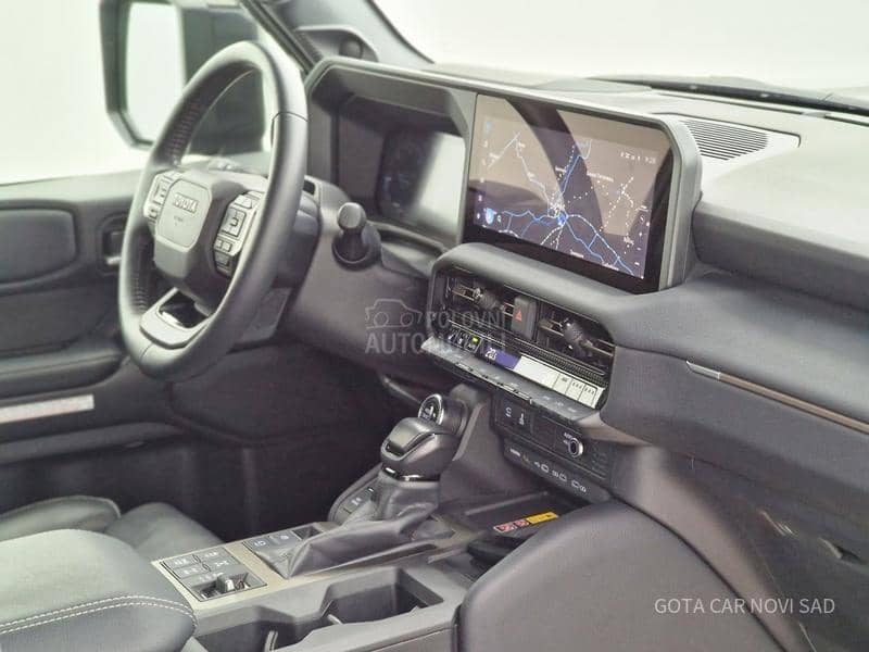 Toyota Land Cruiser PREMIUM