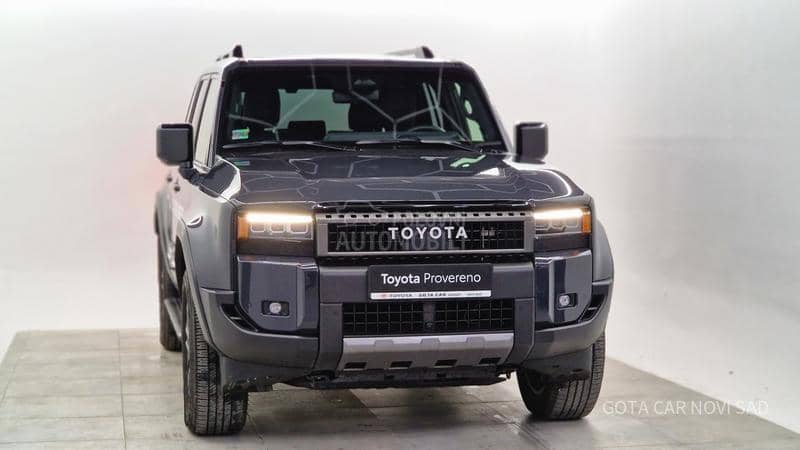 Toyota Land Cruiser PREMIUM