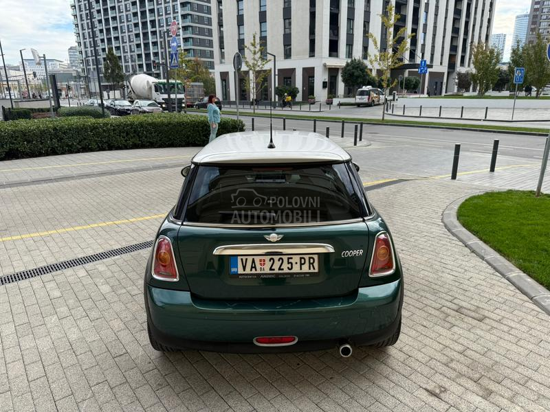 MINI Cooper 