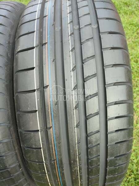 Goodyear 255/55 R19 Letnja