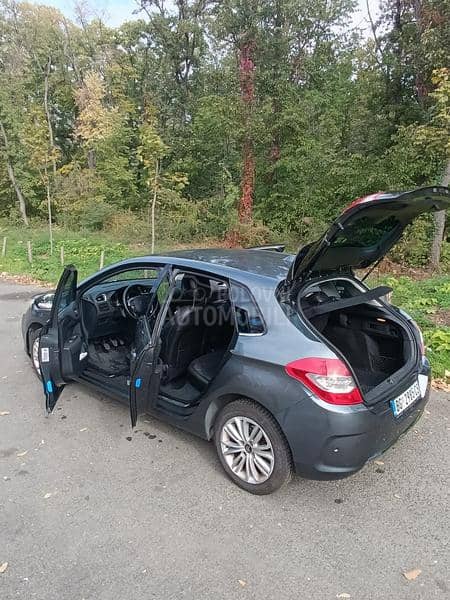 Citroen C4 EXCLUSIVE Citroen C4 EXCLUSIVE