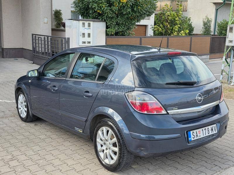 Opel Astra H 1.7cdti