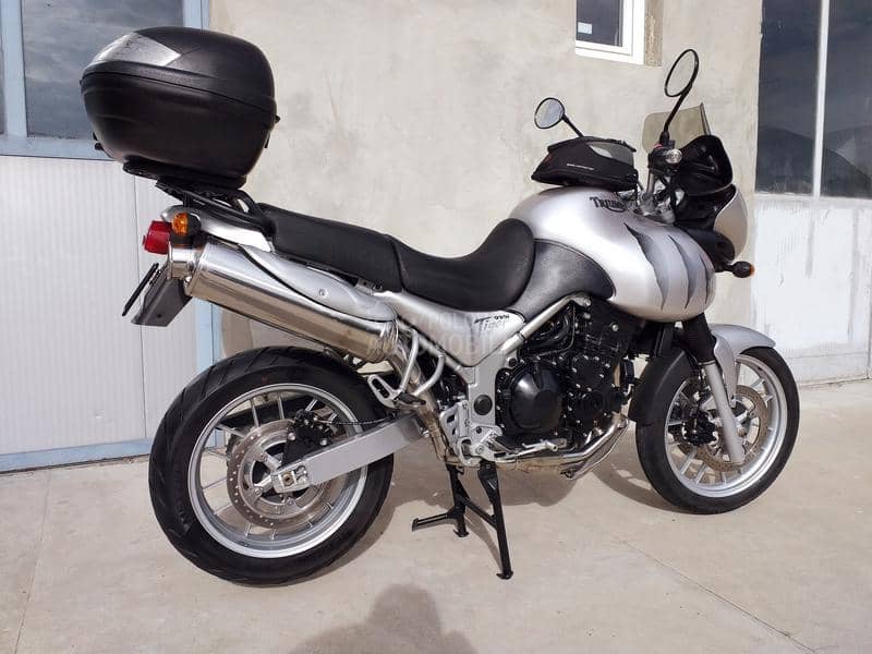 Triumph Tiger 955