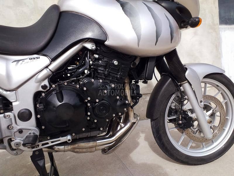 Triumph Tiger 955