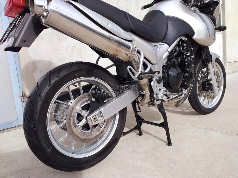 Triumph Tiger 955