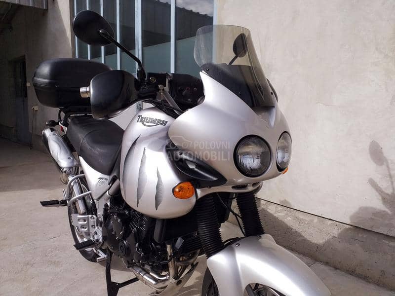Triumph Tiger 955