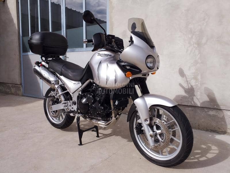 Triumph Tiger 955