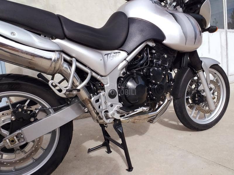 Triumph Tiger 955