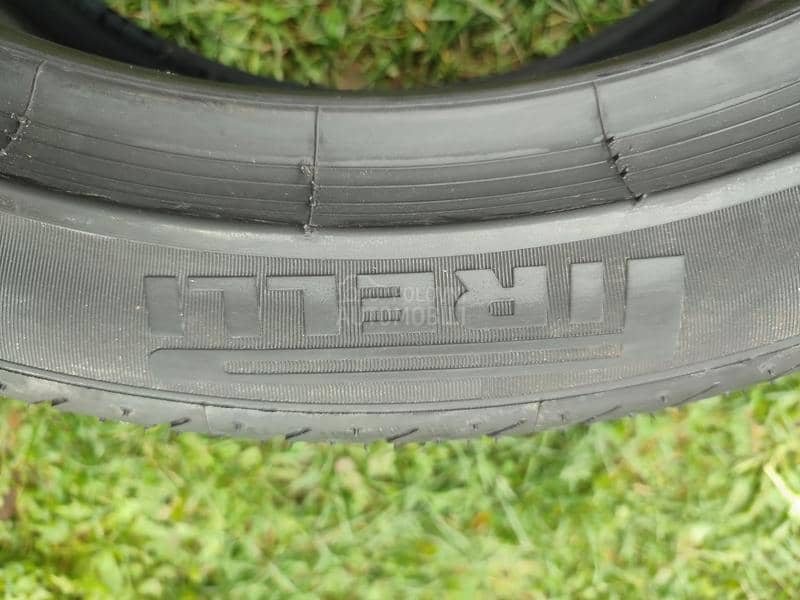 Pirelli 255/40 R19 Letnja