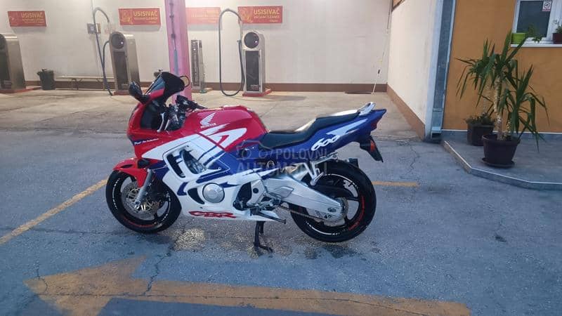 Honda F3