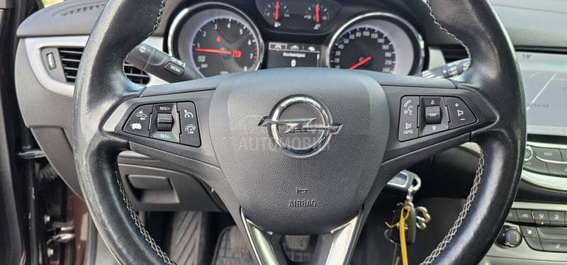 Opel Astra K 1.4 T Opel Astra K 1.4 T