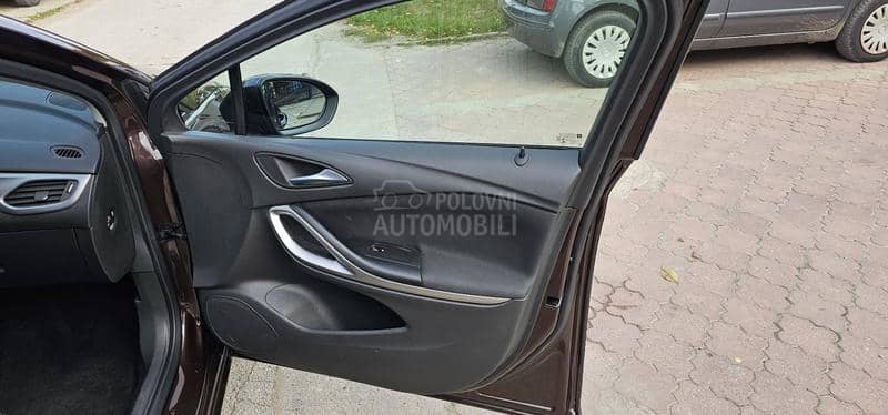 Opel Astra K 1.4 T Opel Astra K 1.4 T