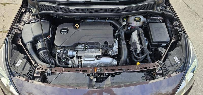 Opel Astra K 1.4 T Opel Astra K 1.4 T
