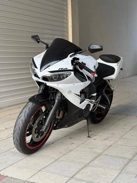 Yamaha R6