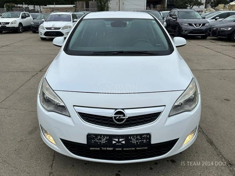 Opel Astra J 1.7CDTI COSMO SPORT