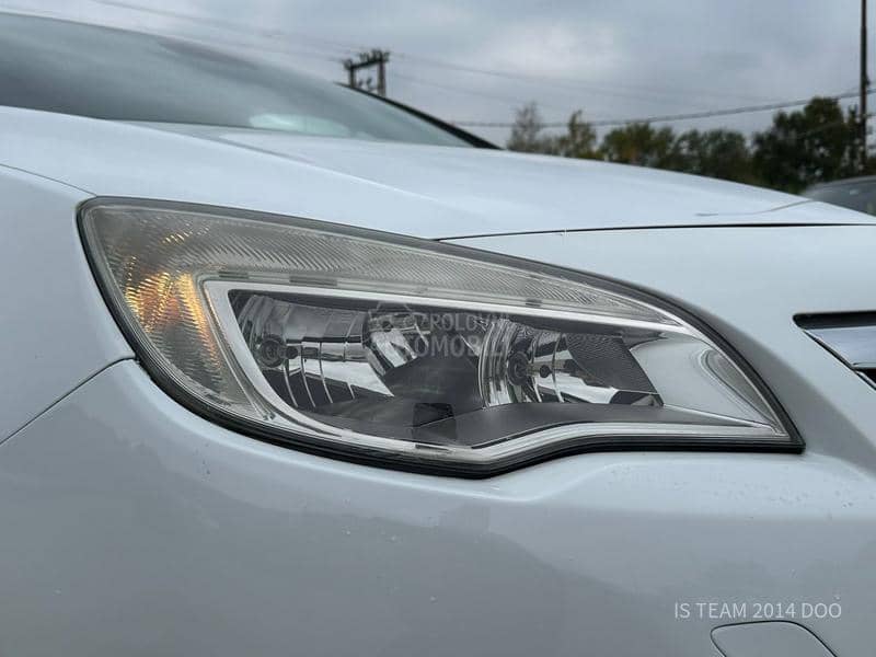 Opel Astra J 1.7CDTI COSMO SPORT