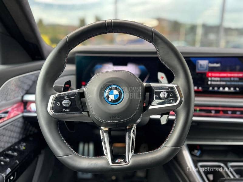 BMW M760e xDrive