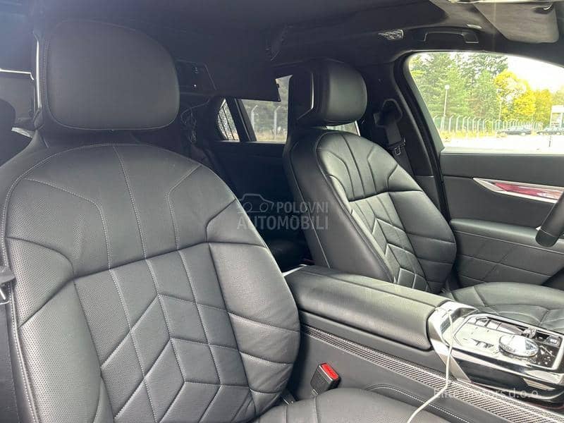 BMW M760e xDrive