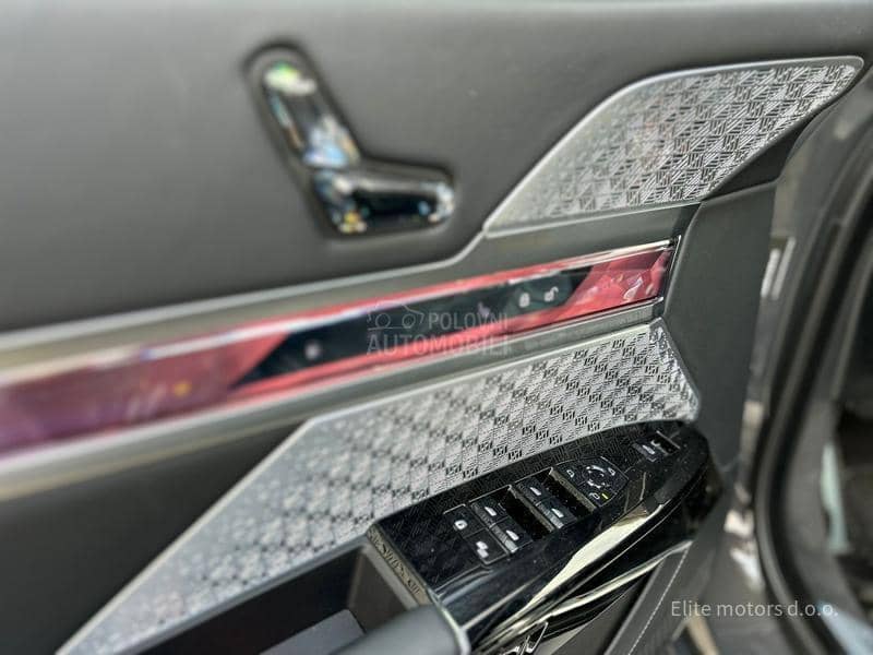 BMW M760e xDrive