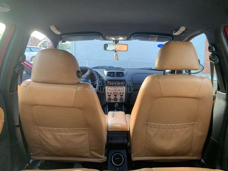 Alfa Romeo 147 JTDM Alfa Romeo 147 JTDM