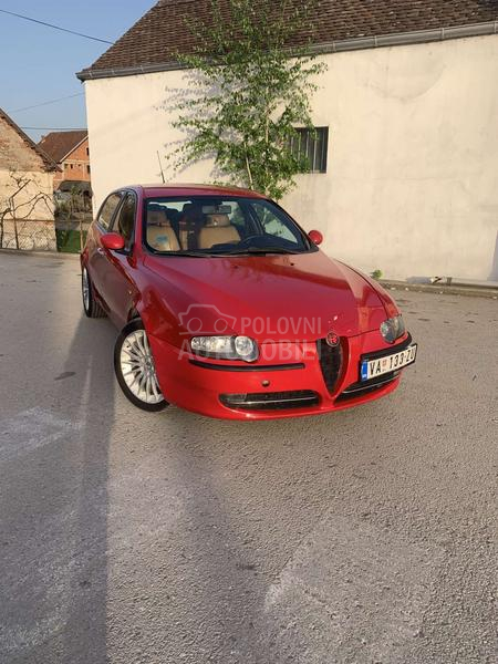 Alfa Romeo 147 JTDM Alfa Romeo 147 JTDM