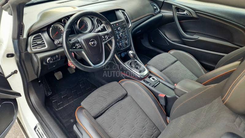 Opel Cascada 1.6T 200 COSMO