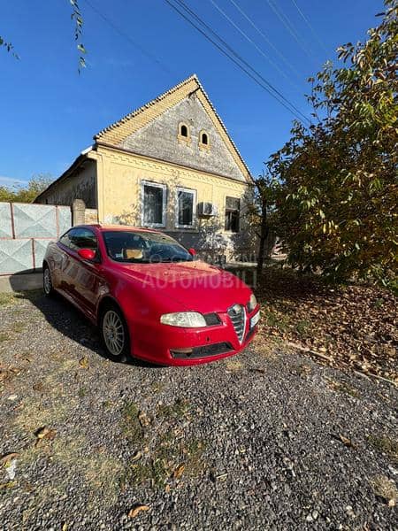 Alfa Romeo GT 