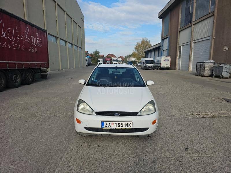 Ford Focus 1.4 AMBIENTE