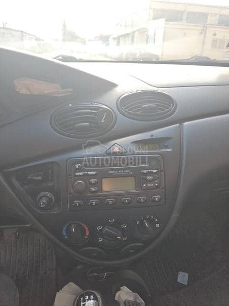 Ford Focus 1.4 AMBIENTE