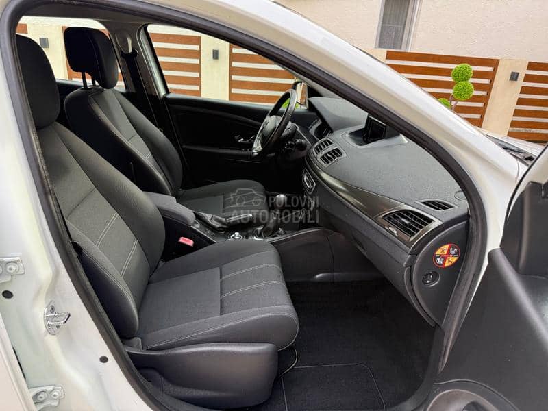 Renault Megane 1.5 dci/FABRIKA/CH Renault Megane 1.5 dci/FABRIKA/CH