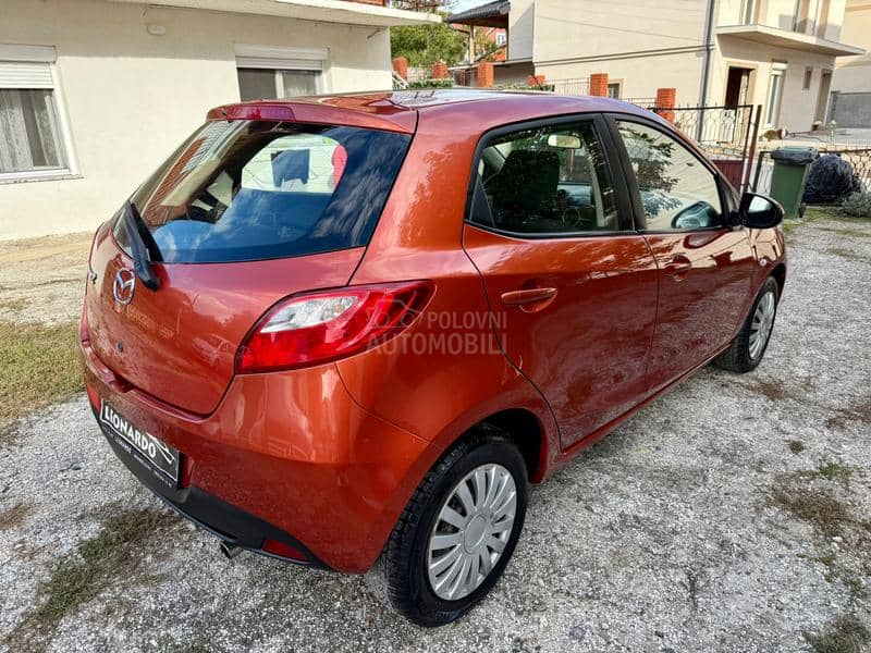 Mazda 2 1.3 16v Mazda 2 1.3 16v