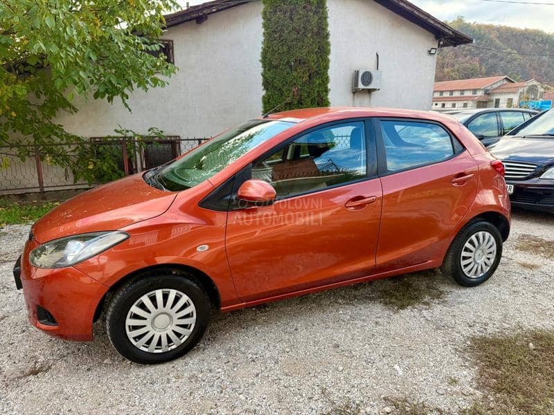 Mazda 2 1.3 16v Mazda 2 1.3 16v