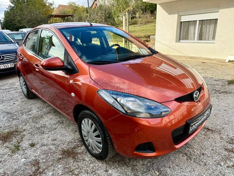 Mazda 2 1.3 16v Mazda 2 1.3 16v