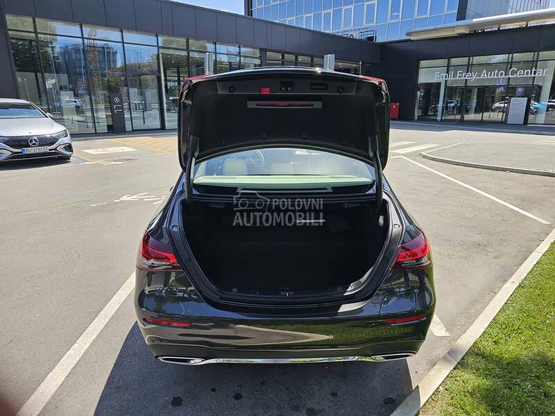 Mercedes Benz E 300 de Designo