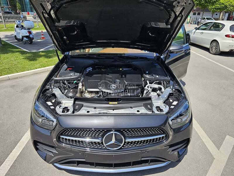 Mercedes Benz E 300 de Designo