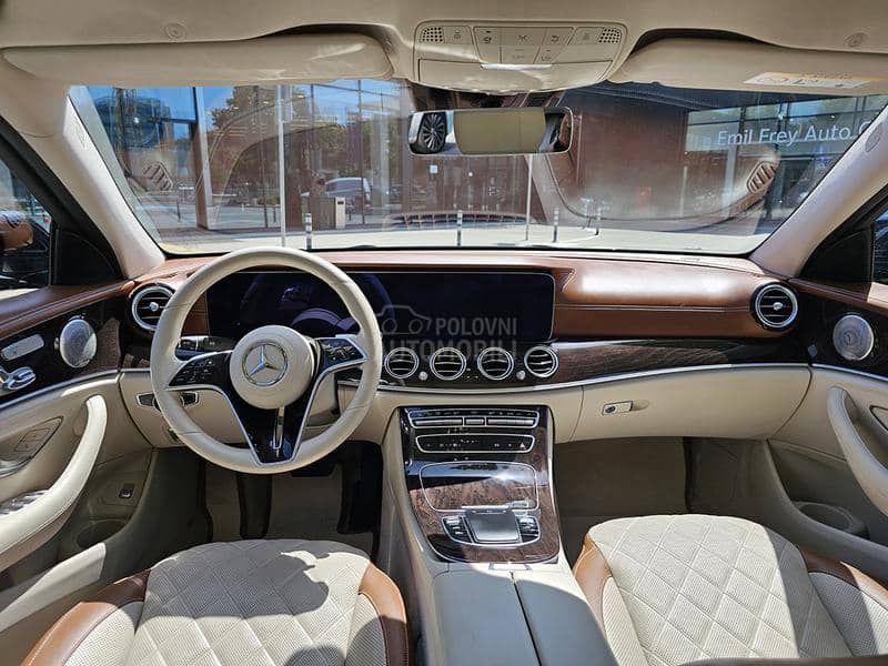 Mercedes Benz E 300 de Designo