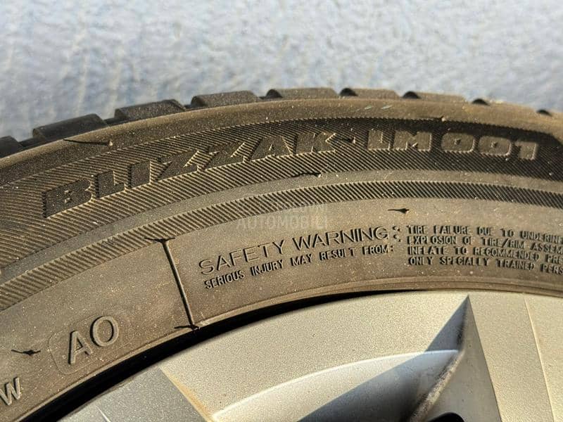 Bridgestone 205/60 R16 Zimska