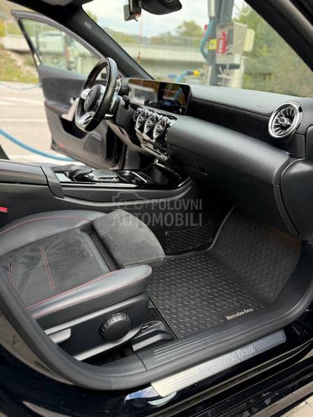 Mercedes Benz A 200 d multibeam