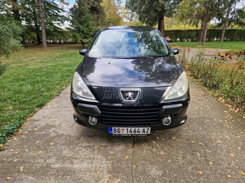 Peugeot 307 1.6 hdi restajling