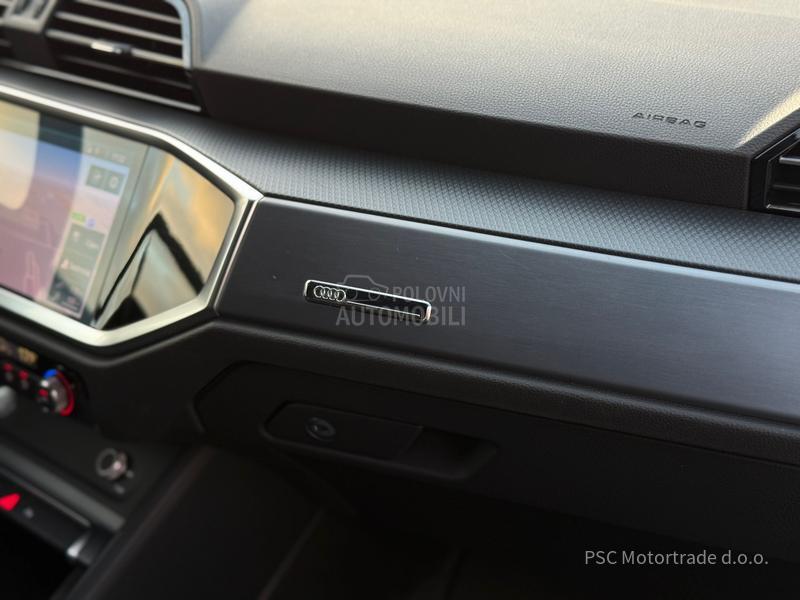 Audi Q3 3xS-Line/SportBack Audi Q3 3xS-Line/SportBack