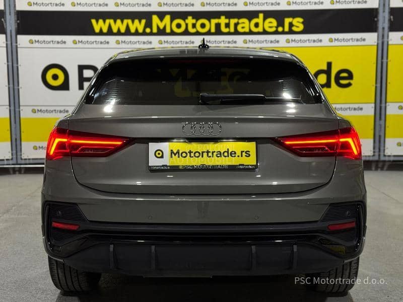 Audi Q3 3xS-Line/SportBack Audi Q3 3xS-Line/SportBack