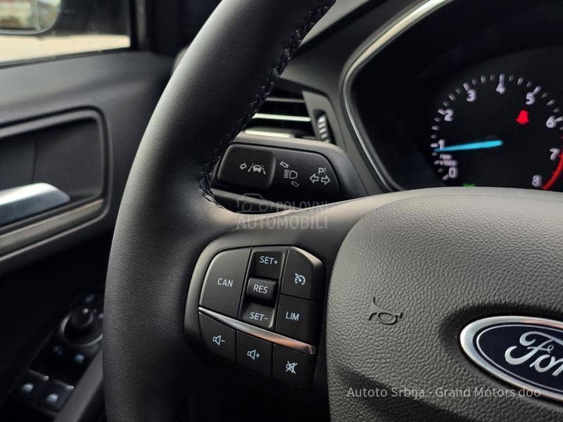 Ford Focus 1.0 mHEV TITANIUM