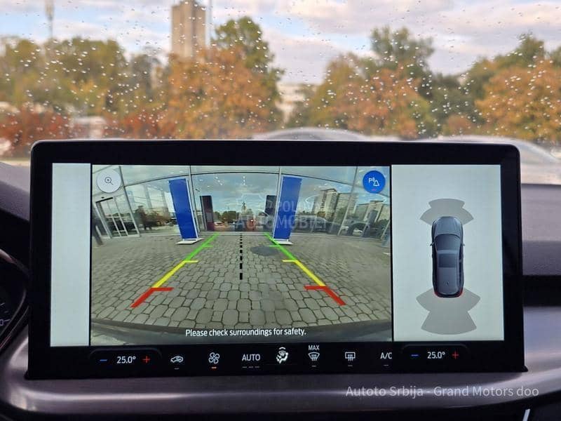 Ford Focus 1.0 mHEV TITANIUM