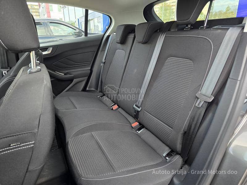 Ford Focus 1.0 mHEV TITANIUM